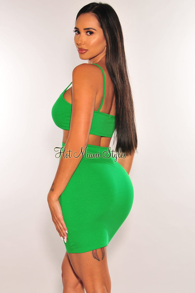 kelly green dress accessories Feeling My Best Kelly Green Scalloped Dress – Shop the Mint main image 1