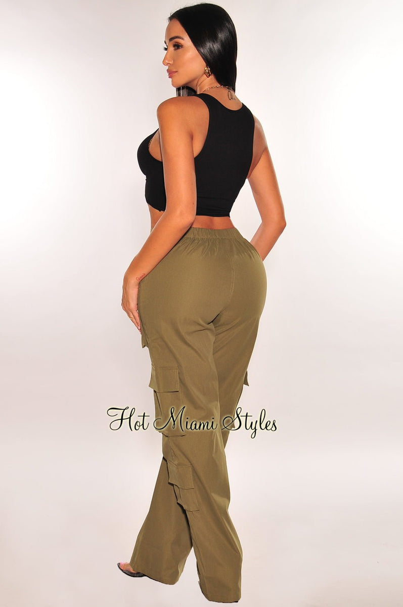 http://hotmiamistyles.com/cdn/shop/products/olive-green-v-cut-waist-cargo-wide-leg-pants-hot-miami-styles-989093_1200x1200.jpg?v=1695031763