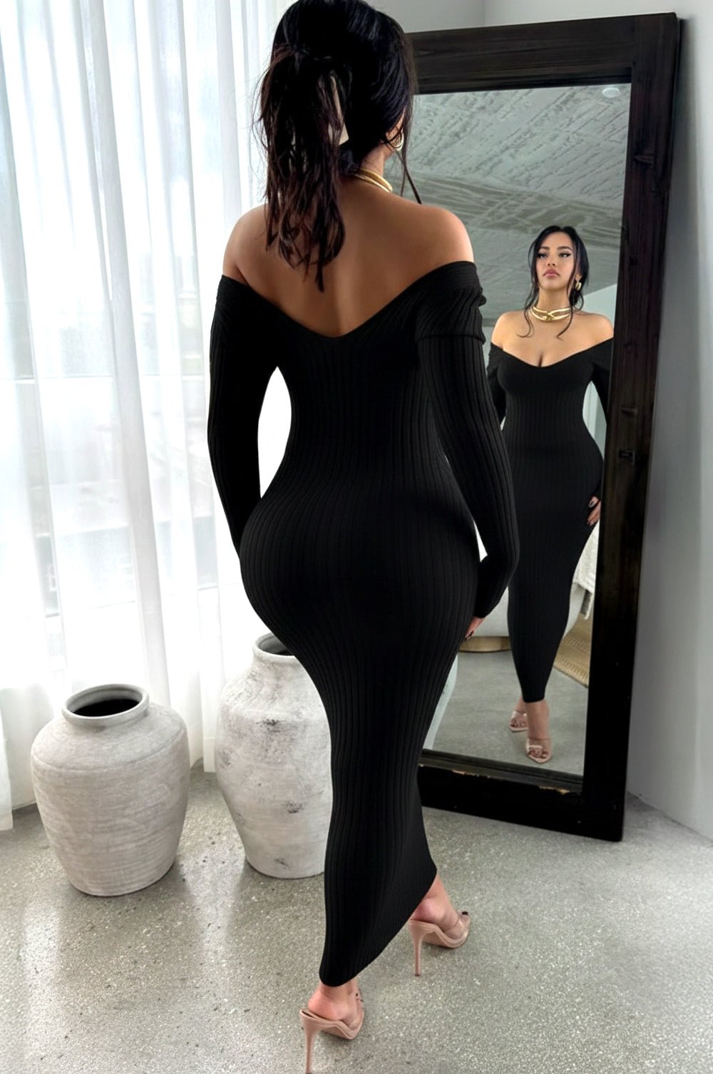 open lace back dress Black Ribbed Knit Long Sleeves Dress – Hot Miami Styles