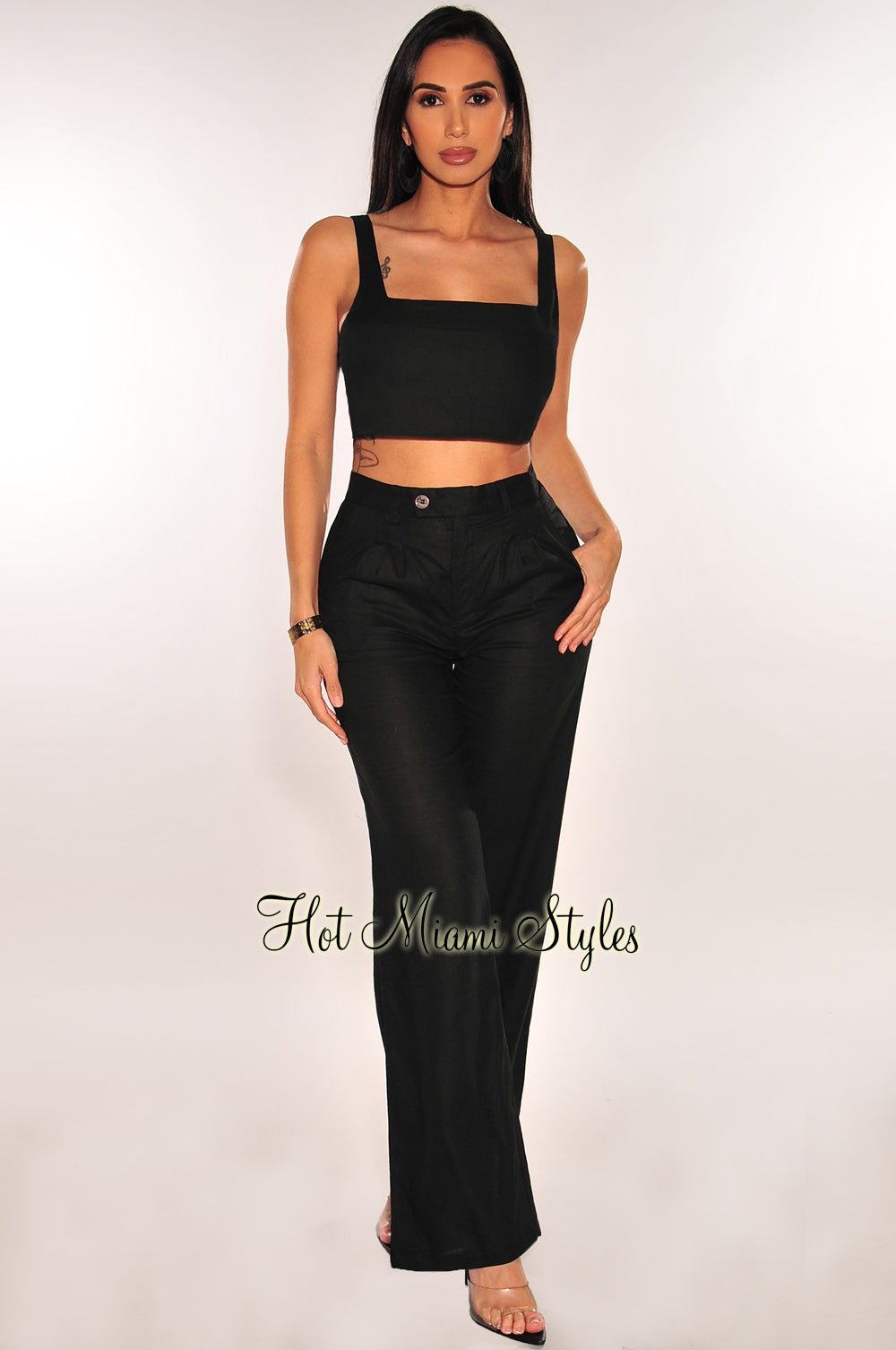 https://hotmiamistyles.com/cdn/shop/products/black-linen-sleeveless-palazzo-pants-two-piece-set-hot-miami-styles-509787.jpg?v=1707087695