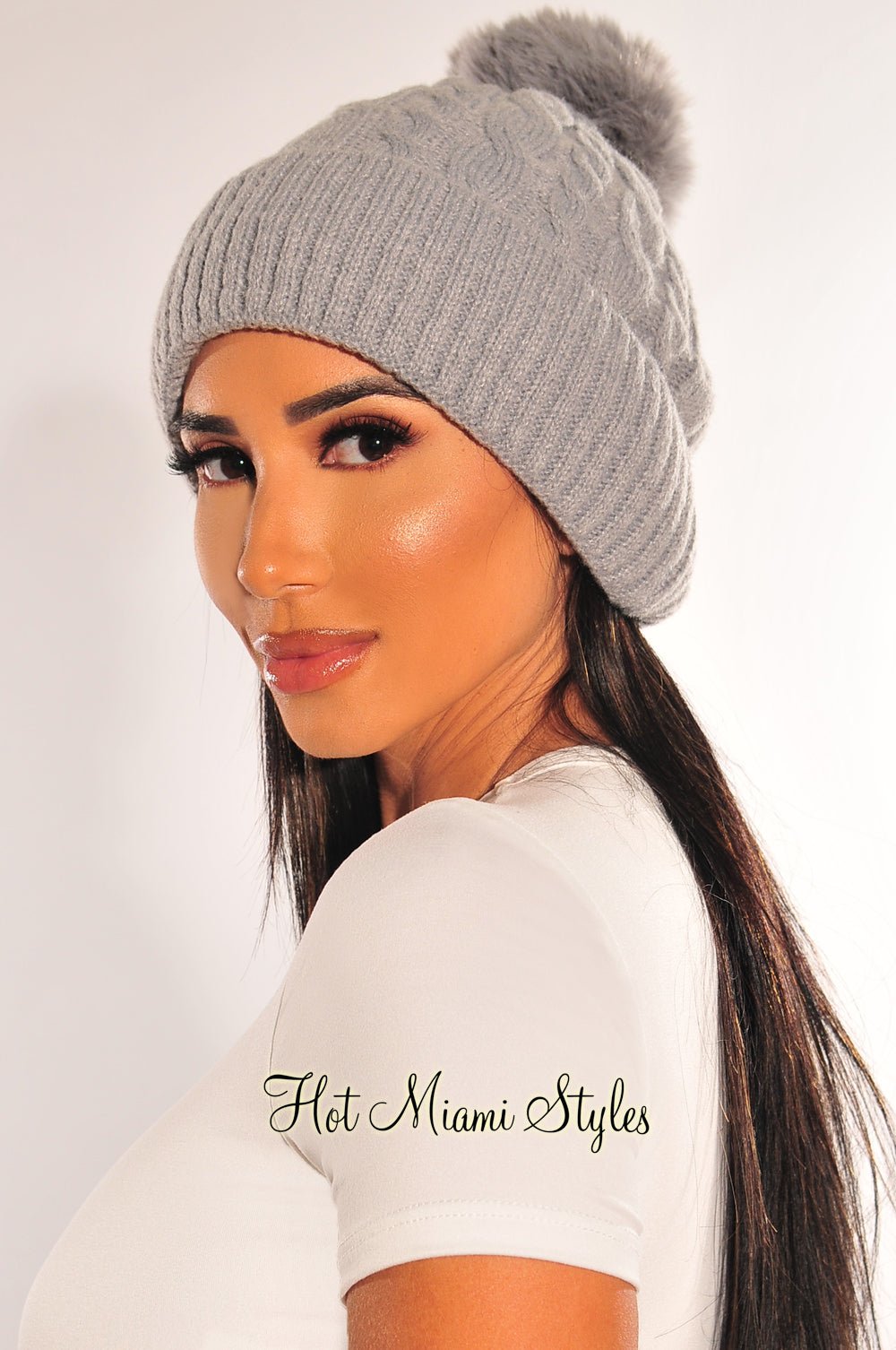 Gray Cable Knit Pom Beanie – Hot Miami Styles